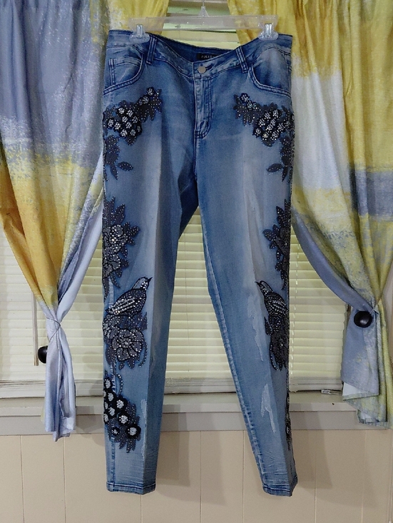 Juliana Denim - Embellished Light Blue Women's Jeans with Bird & Floral Appliqué Juliette 10